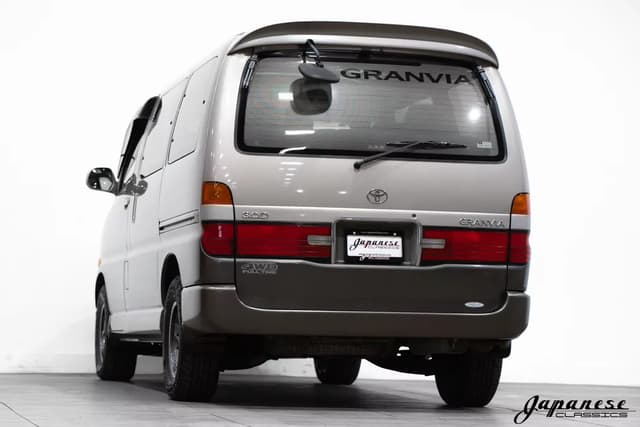 1996 Toyota Granvia JDM car for sale — photo 6 of 25