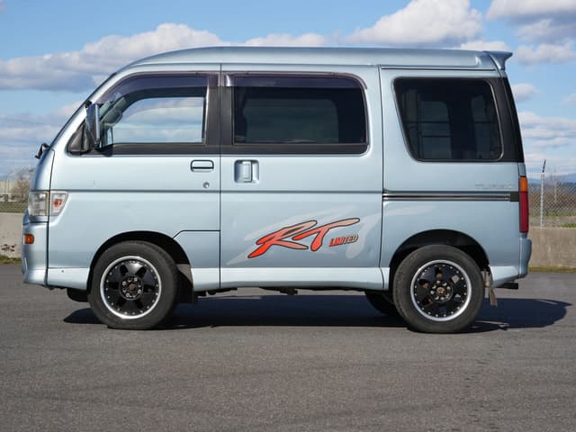 1998 Daihatsu Atrai JDM car for sale — photo 4 of 10
