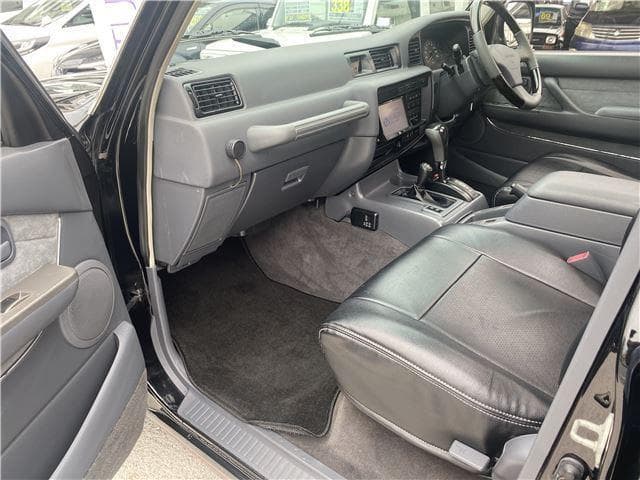 1996 Toyota Land Cruiser JDM car for sale — photo 17 of 25