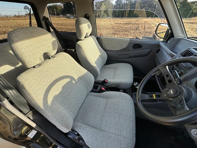 1998 Mitsubishi Pajero JDM car for sale — photo 20 of 25