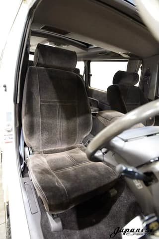 1995 Toyota HiAce JDM car for sale — photo 17 of 25
