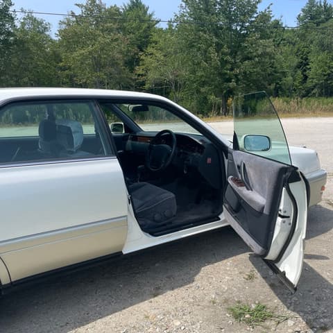 1998 Toyota Crown JDM car for sale — photo 5 of 12