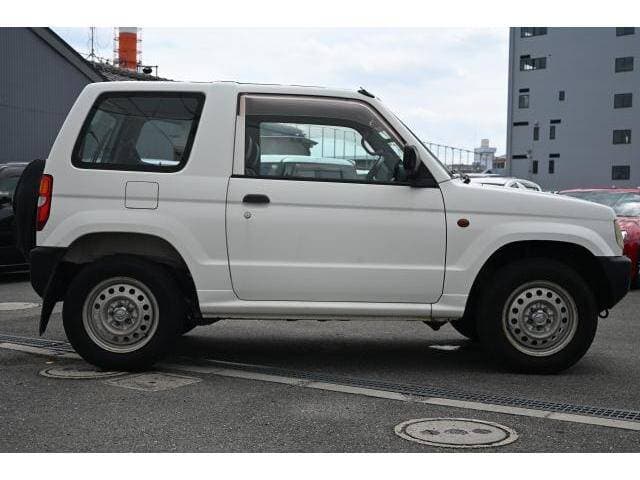 1999 Mitsubishi Pajero Mini JDM car for sale — photo 4 of 20