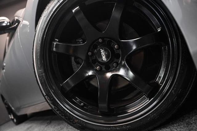 2011 Toyota Mark X JDM car for sale — photo 7 of 18