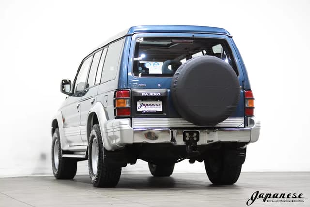 1991 Mitsubishi Pajero JDM car for sale — photo 6 of 25