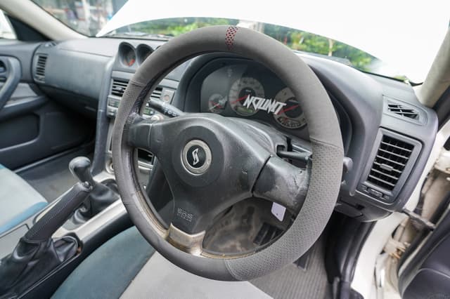 2001 Nissan Skyline JDM car for sale — photo 12 of 24