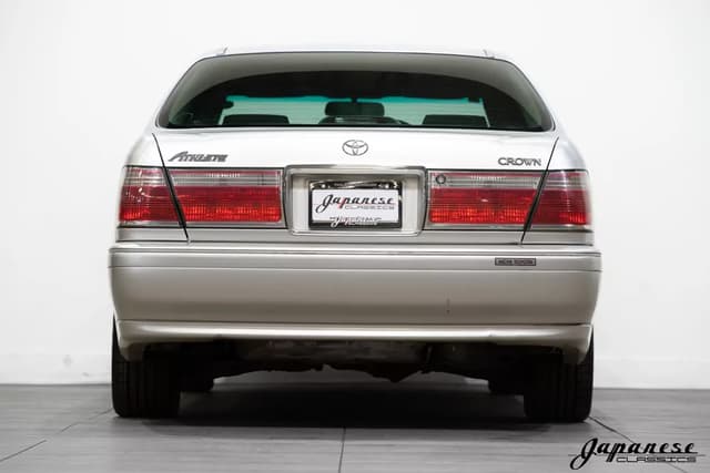 1999 Toyota Crown JDM car for sale — photo 7 of 25