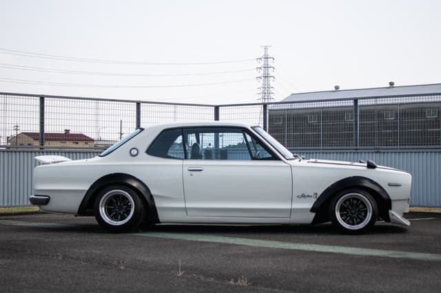 1972 Nissan Skyline JDM car for sale — photo 10 of 25