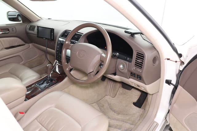 1994 Toyota Celsior JDM car for sale — photo 9 of 25