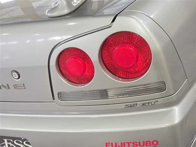 1999 Nissan Skyline JDM car for sale — photo 10 of 25