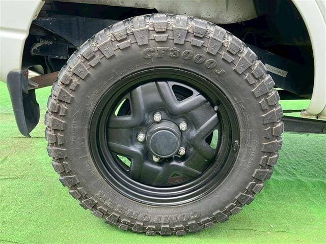 2000 Suzuki Jimny JDM car for sale — photo 19 of 20