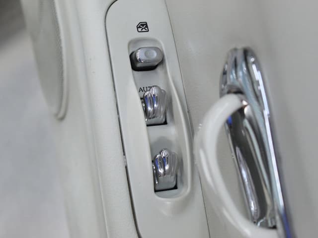 1991 Nissan Figaro JDM car for sale — photo 24 of 25