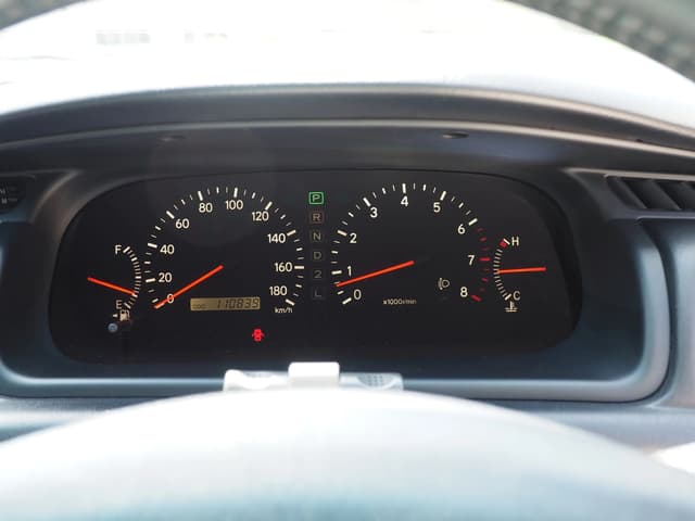 2001 Toyota Mark II JDM car for sale — photo 3 of 22