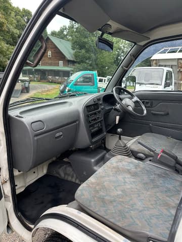 1997 Daihatsu Hijet JDM car for sale — photo 15 of 25