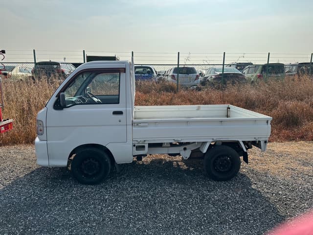 2000 Daihatsu Hijet JDM car for sale — photo 13 of 14