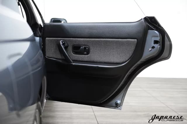 1989 Nissan Skyline JDM car for sale — photo 20 of 25
