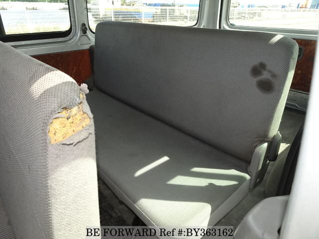 2005 Toyota HiAce JDM car for sale — photo 20 of 25