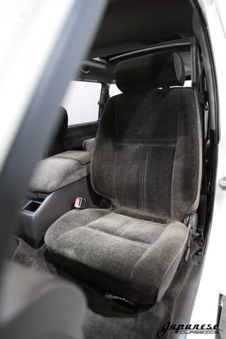 1993 Toyota HiAce JDM car for sale — photo 16 of 25