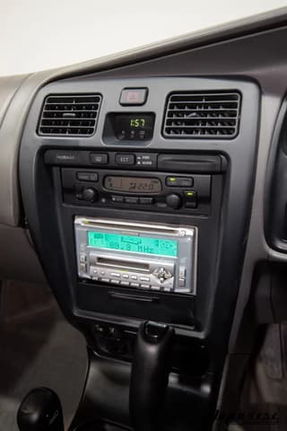 2000 Toyota Hilux JDM car for sale — photo 11 of 25