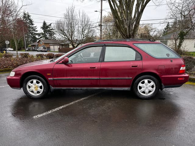 1995 Honda Accord JDM car for sale — photo 2 of 9