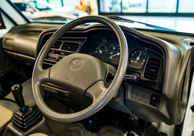1997 Mazda JDM car for sale — photo 14 of 21