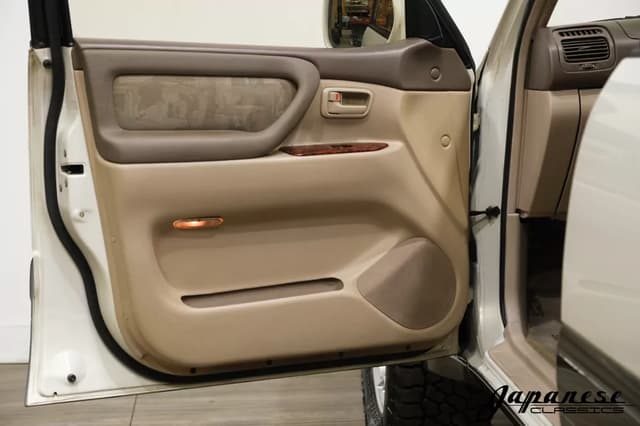 1998 Toyota Land Cruiser JDM car for sale — photo 19 of 25