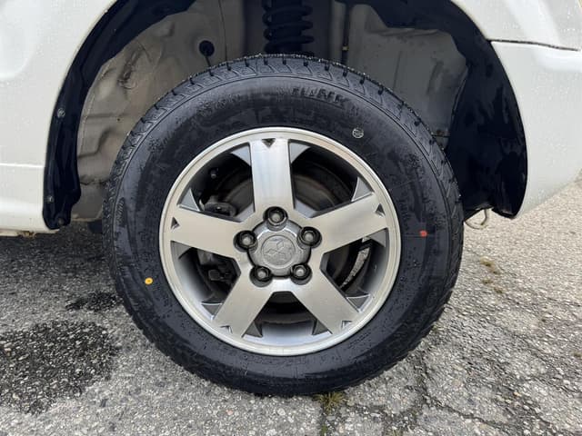 2004 Mitsubishi Pajero Mini JDM car for sale — photo 16 of 18