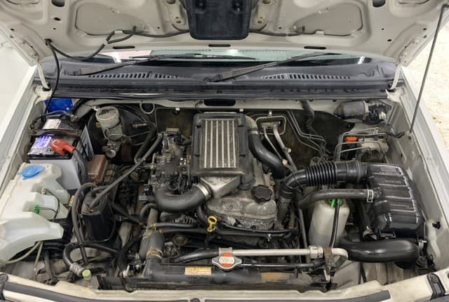 2000 Suzuki Jimny JDM car for sale — photo 7 of 25