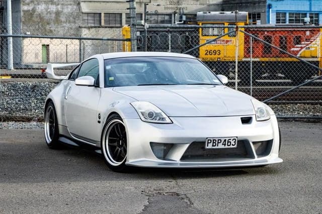 2006 Nissan Fairlady Z JDM car for sale — photo 14 of 19
