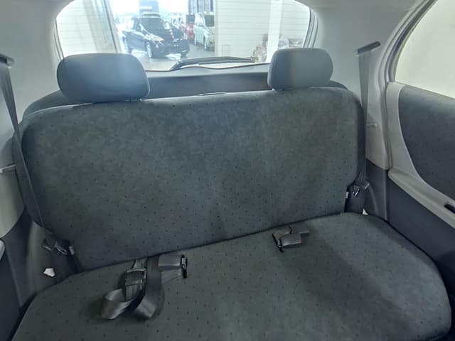2009 Toyota Vitz JDM car for sale — photo 6 of 6
