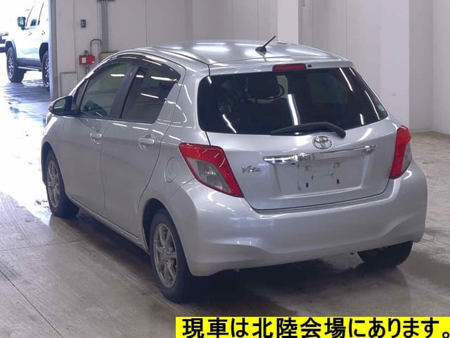2011 Toyota Vitz JDM car for sale — photo 5 of 5