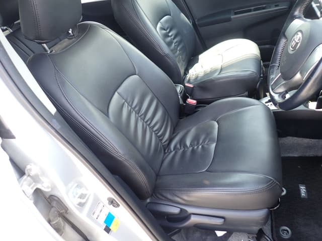 2011 Toyota Vitz JDM car for sale — photo 25 of 25
