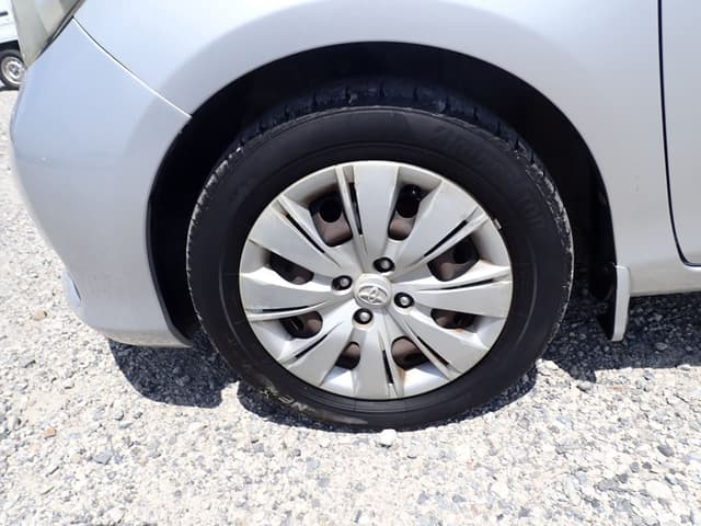 2011 Toyota Vitz JDM car for sale — photo 9 of 25