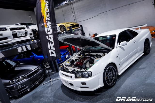1999 Nissan Skyline JDM car for sale — photo 3 of 10