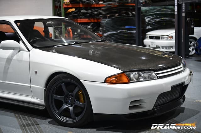 Nissan Skyline JDM car for sale — photo 6 of 25