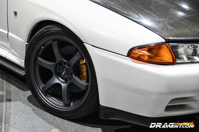 Nissan Skyline JDM car for sale — photo 7 of 25