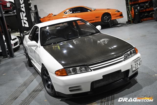 Nissan Skyline JDM car for sale — photo 8 of 25