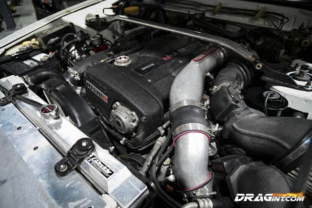 Nissan Skyline JDM car for sale — photo 11 of 25