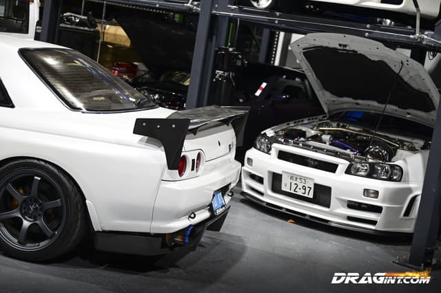 Nissan Skyline JDM car for sale — photo 23 of 25