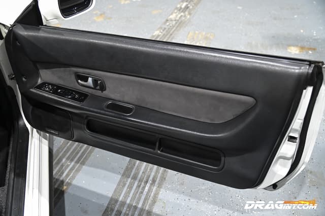 Nissan Skyline JDM car for sale — photo 25 of 25