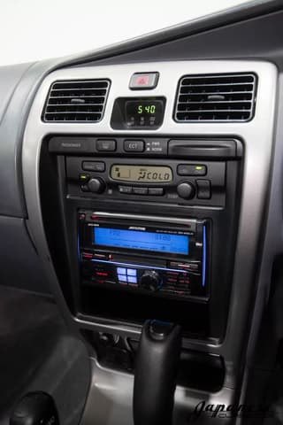 1998 Toyota Hilux Surf JDM car for sale — photo 10 of 25
