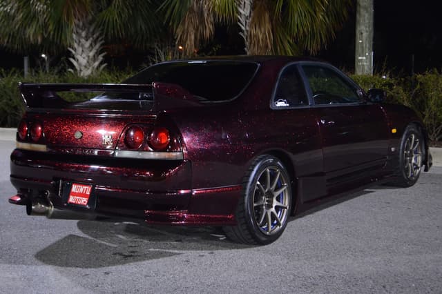 1995 Nissan Skyline JDM car for sale — photo 6 of 8