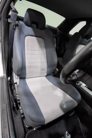 1998 Nissan Skyline JDM car for sale — photo 15 of 25