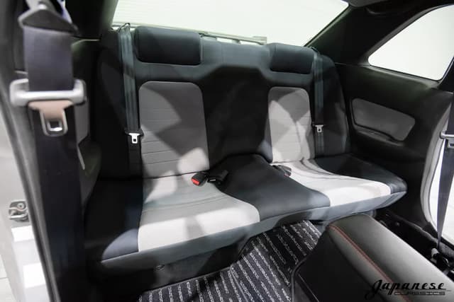 1998 Nissan Skyline JDM car for sale — photo 17 of 25