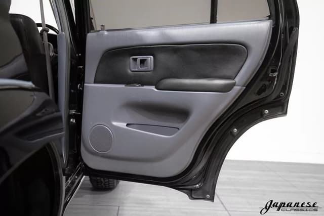 1998 Toyota Hilux Surf JDM car for sale — photo 22 of 25