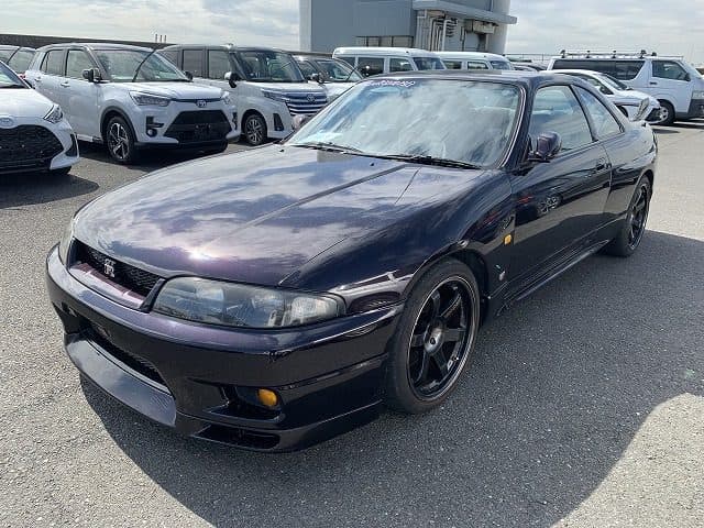 1995 Nissan Skyline JDM car for sale — photo 2 of 12