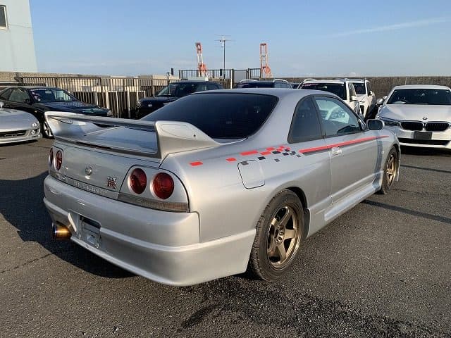 1996 Nissan Skyline JDM car for sale — photo 6 of 13