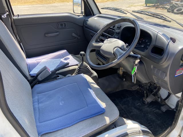 1994 Daihatsu Hijet JDM car for sale — photo 19 of 25