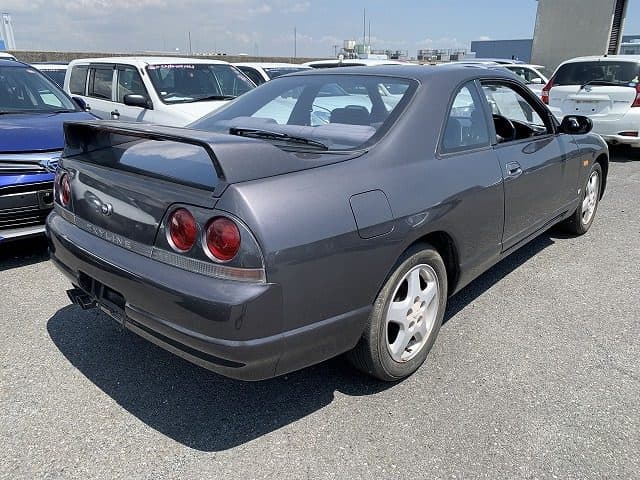 1994 Nissan Skyline JDM car for sale — photo 3 of 12