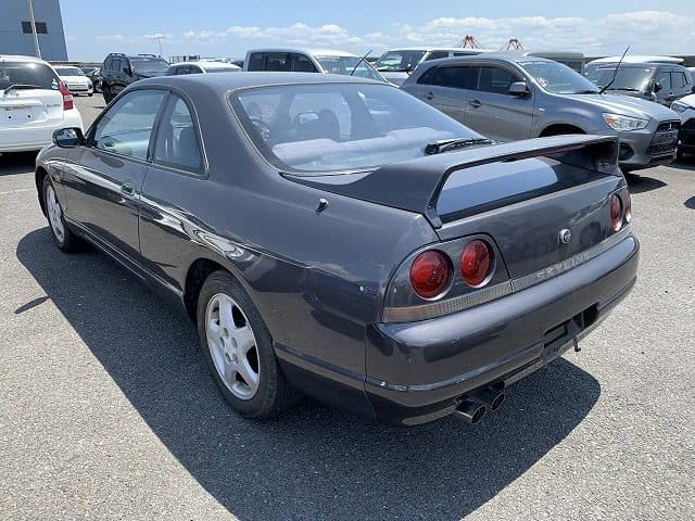 1994 Nissan Skyline JDM car for sale — photo 4 of 12